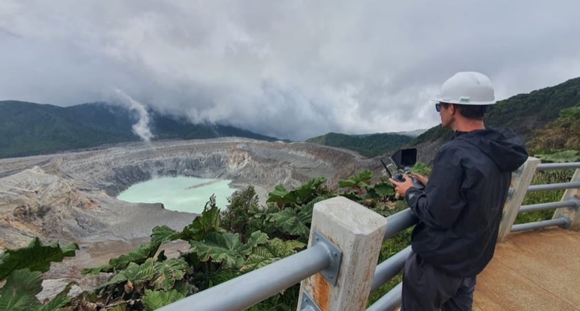 Pilot Profile Ian Godfrey - Ian Godfrey at the Poás Volcano National park Costa Rica 2023